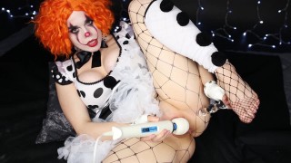 ManyVids ScarlettFoxPlay CLIT: Tittywise The Squirting Clown  Siterip Clip XXX