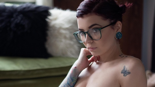 Suicide Girls Set of the day with arriane  Siterip