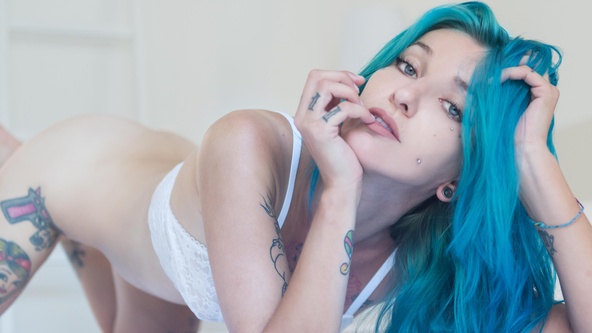 Suicide Girls Set of the day with luxes  Siterip