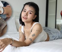 Asiansexdiary Horny Thai lays on bed and enjoys FAST FUCK with white guy  WEB-DL Video 1920×1020 wmv